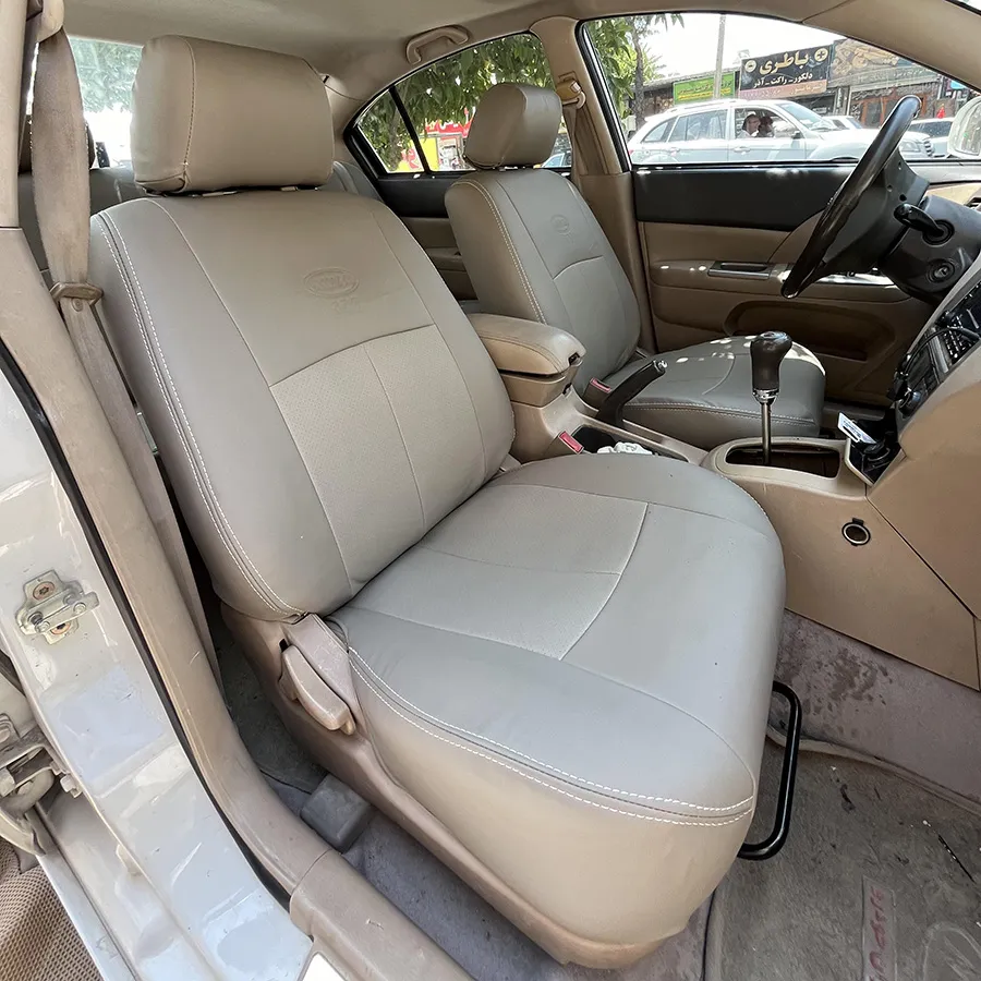 راهنمای کامل تمیز کردن لکه صندلی خودرو